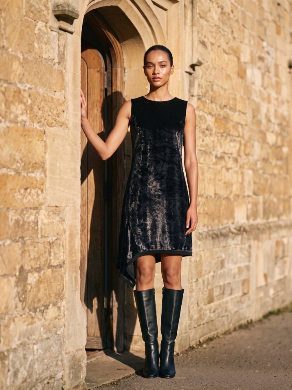 Elie Tahari Serenity Black Metallic Velvet Sleeveless Shift Dress Size 2 NWT
